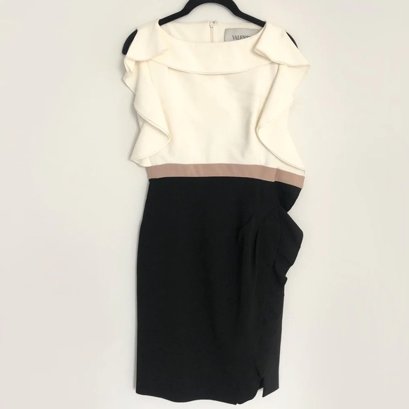 Valentino - Picture 1 of 4